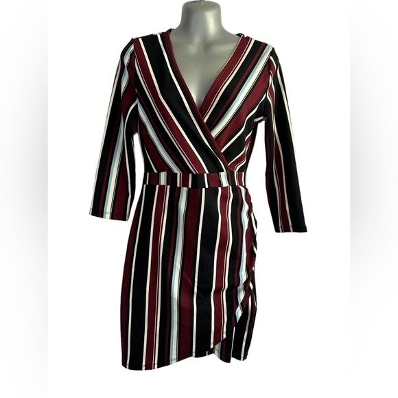Almost Famous Striped Dress • Size: M • Used - Picture 1 of 8